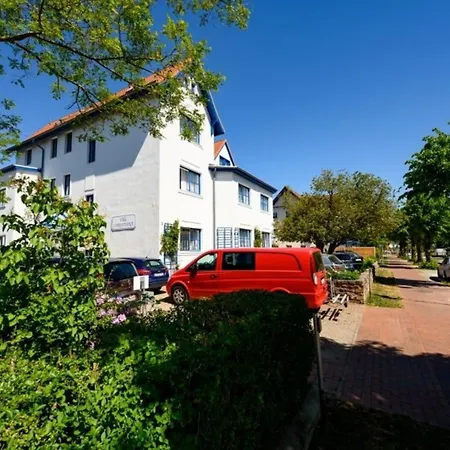 Ginster Apartment *